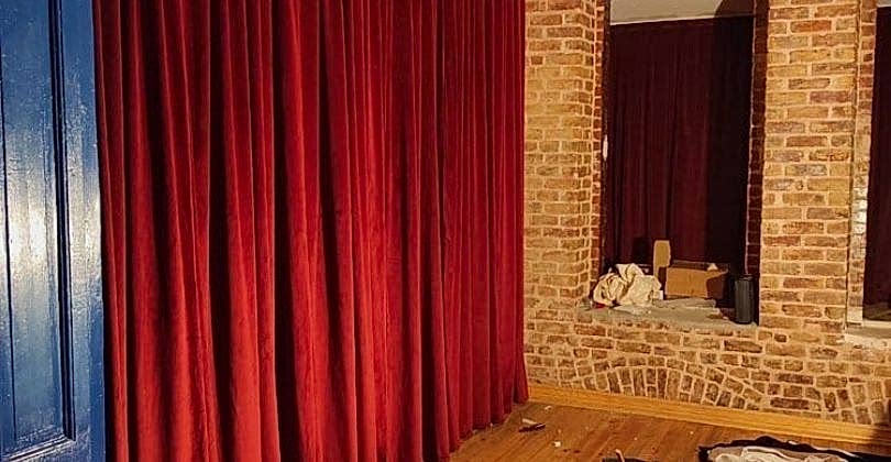 Akustik Sahne Perdesi